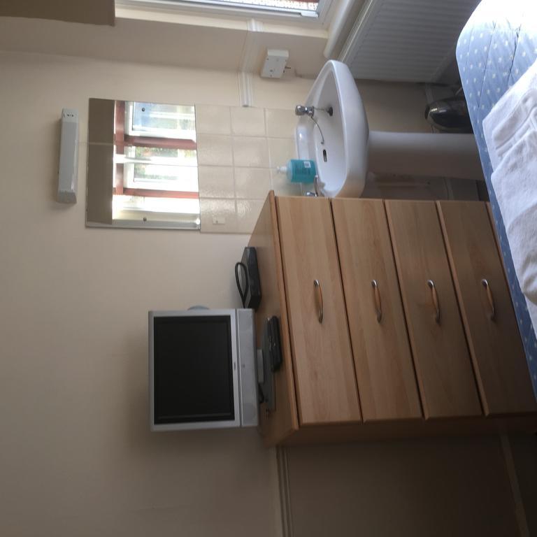 Colnbrook Lodge Guest House Slough Room photo